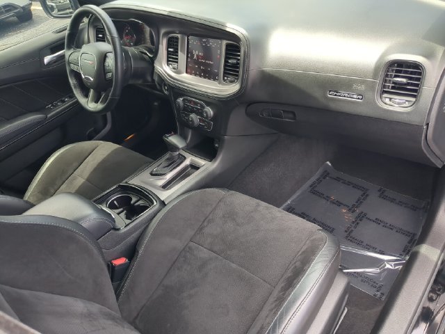 Used 2023 Dodge Charger R/T w/ Plus Group RWD image 15