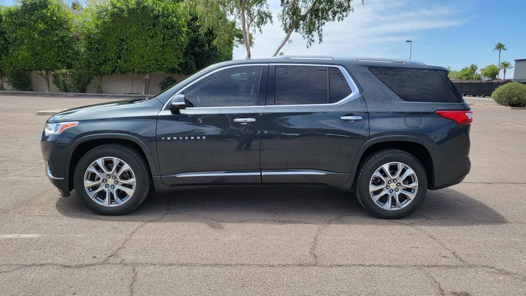 Used 2020 Chevrolet Traverse Premier w/ LPO, Floor Liner Package FWD image 5