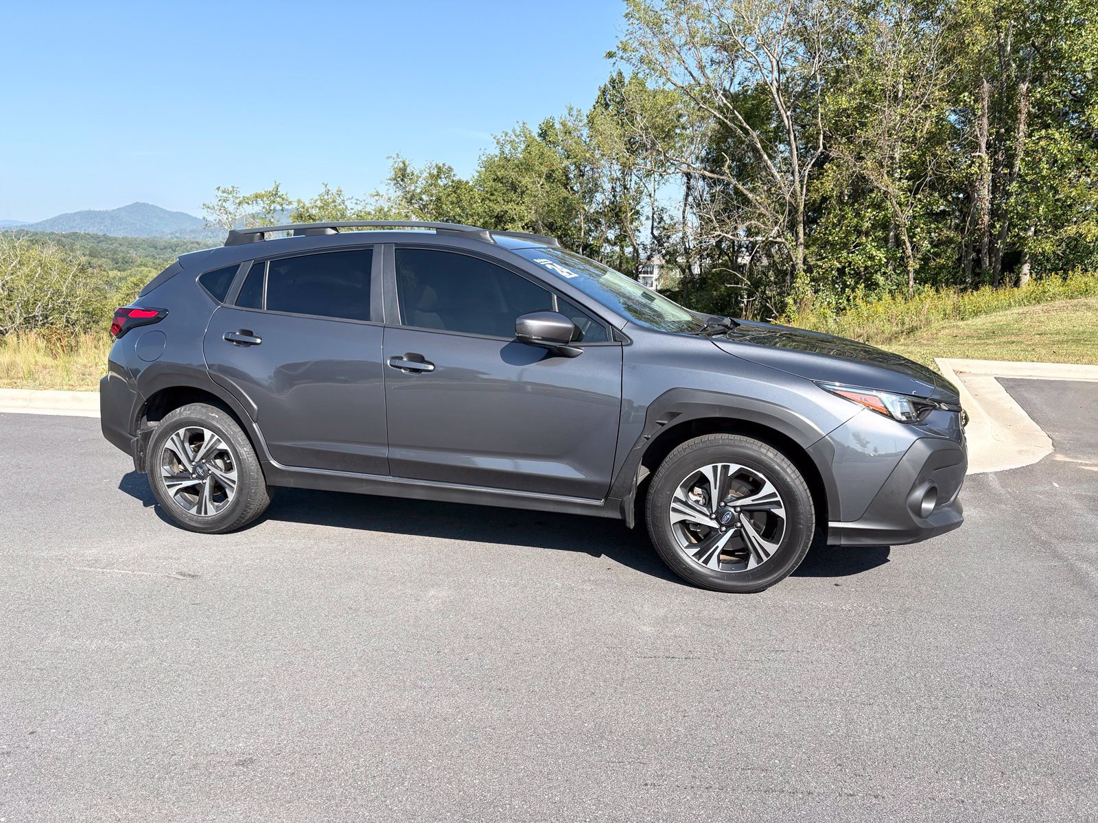 Certified 2024 Subaru Crosstrek 2.0i Premium AWD/4WD image 7