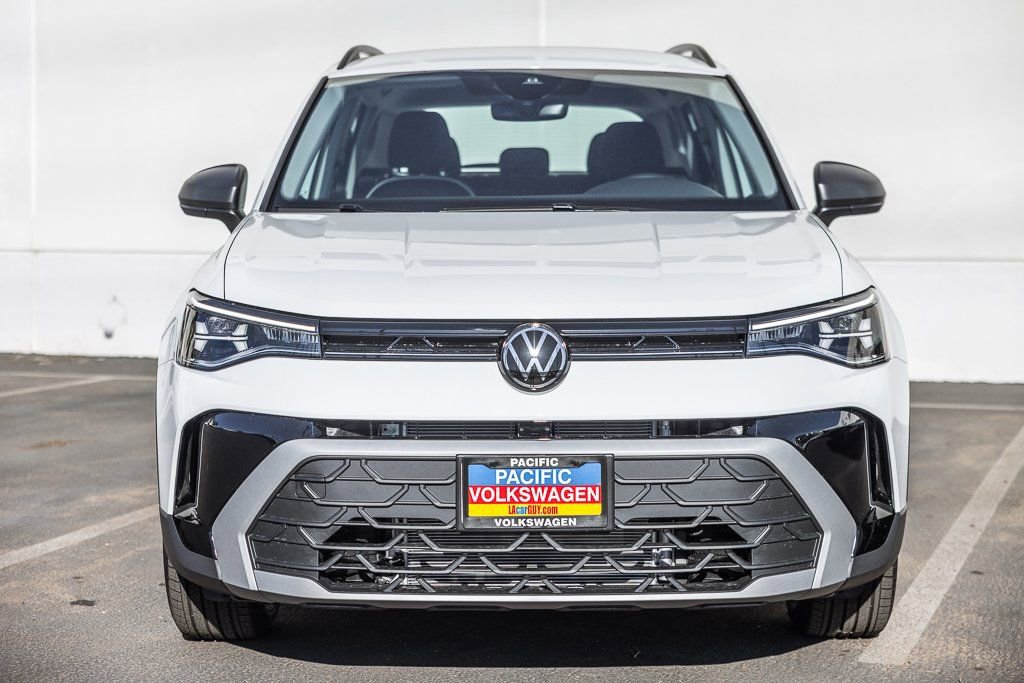 New 2026 Volkswagen Taos S FWD image 2