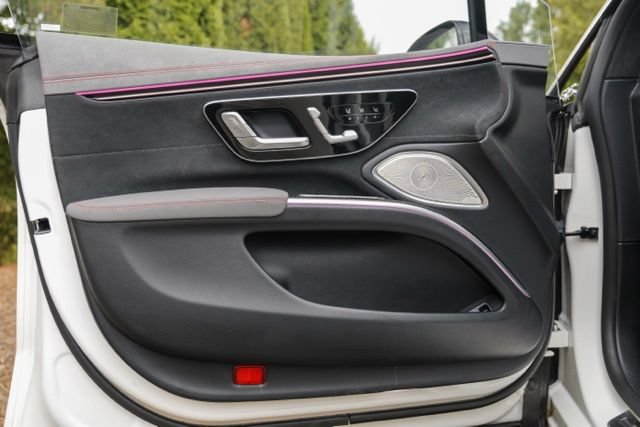 Used 2023 Mercedes-Benz EQS AMG 4MATIC w/ Trim Level Package image 42