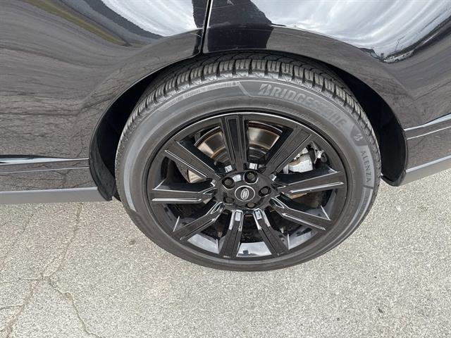 Used 2020 Land Rover Range Rover Long Wheelbase HSE image 29