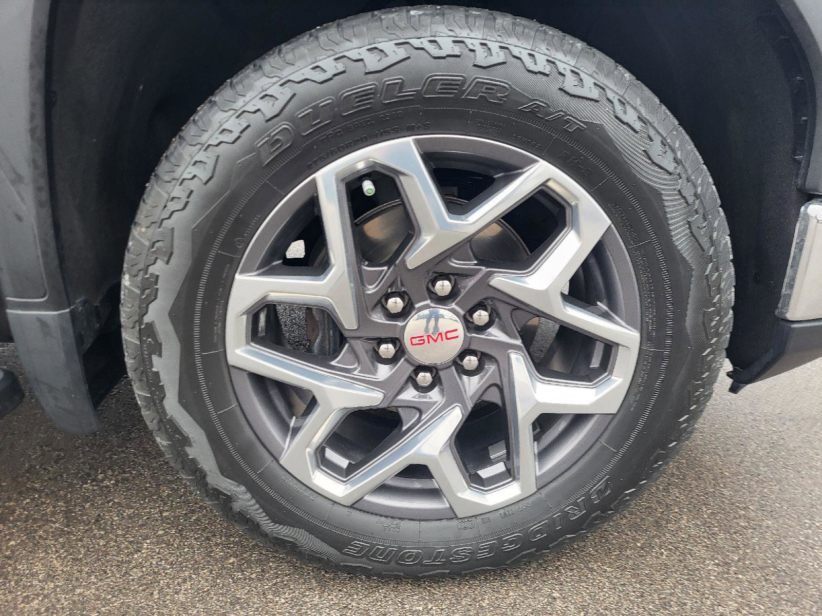 Used 2023 GMC Sierra 1500 SLT w/ SLT Premium Package image 14