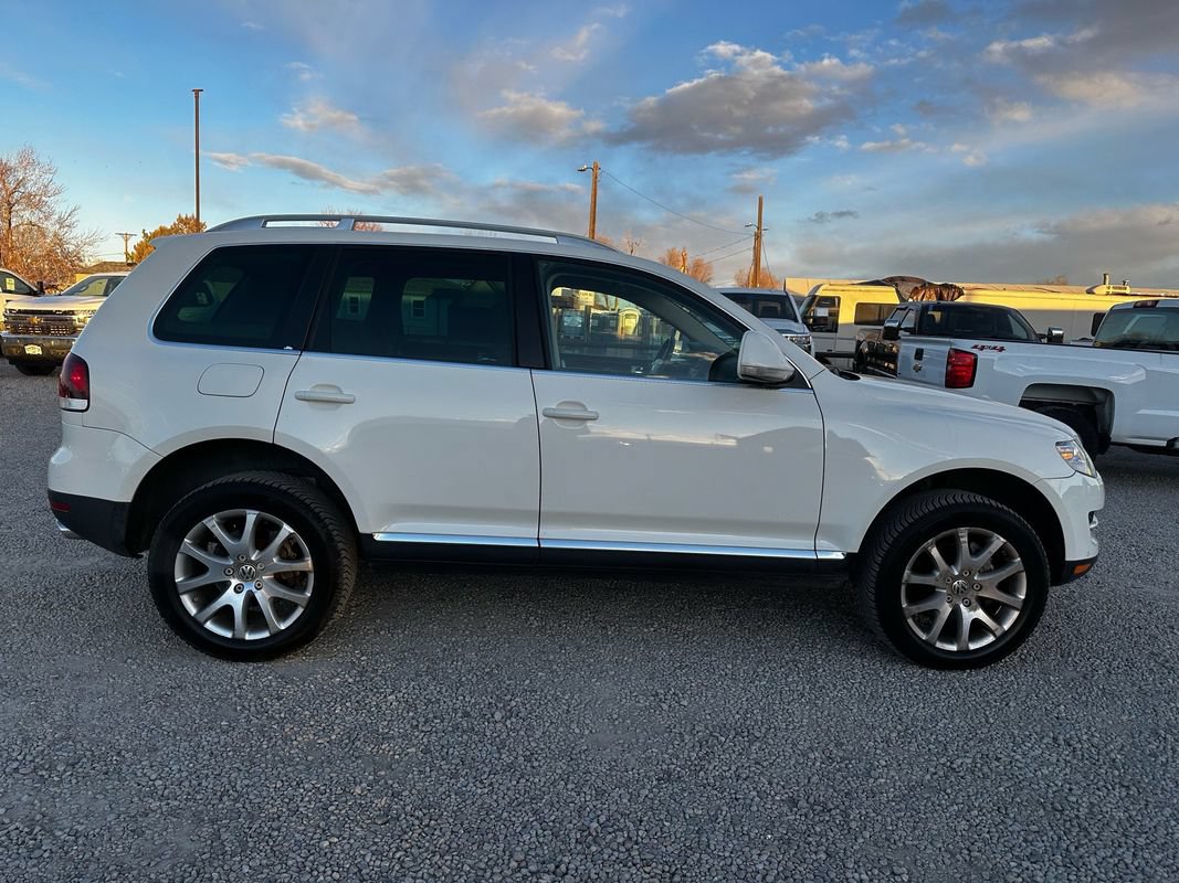 Used 2009 Volkswagen Touareg V6 AWD/4WD image 11