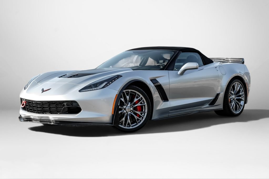 Used 2018 Chevrolet Corvette Z06 RWD image 3