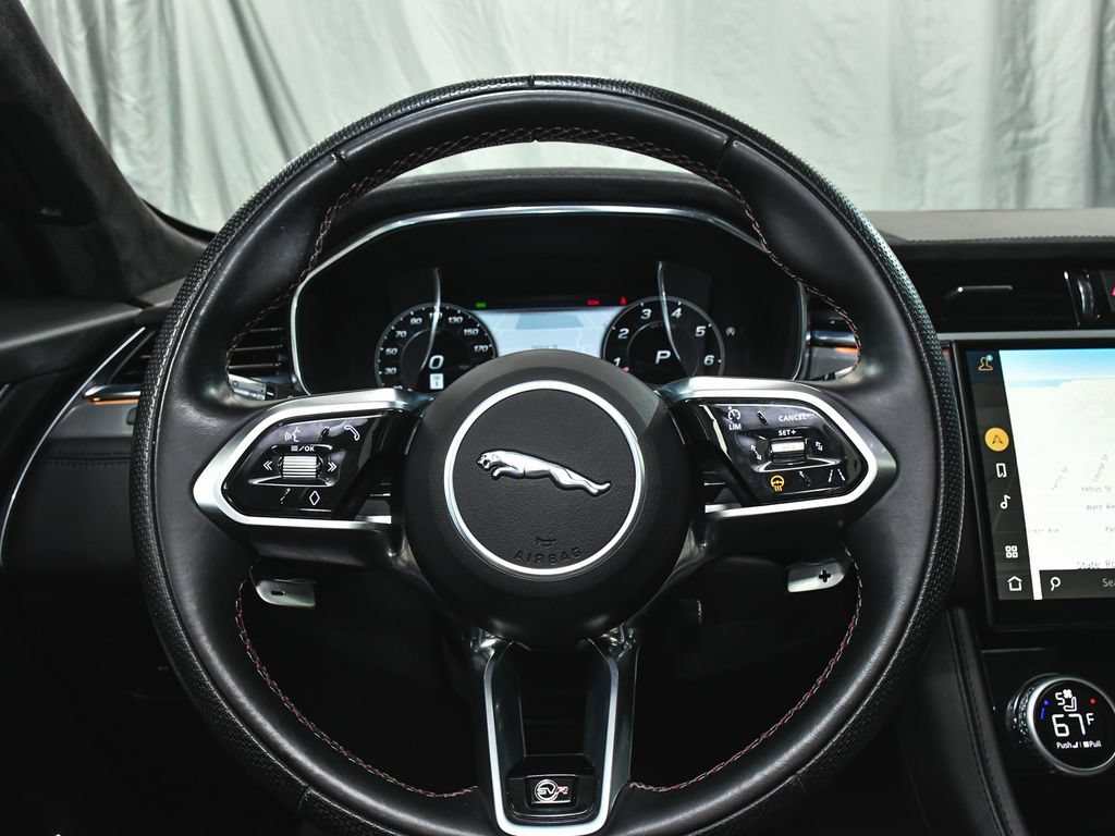 Used 2022 Jaguar F-PACE SVR AWD/4WD image 34