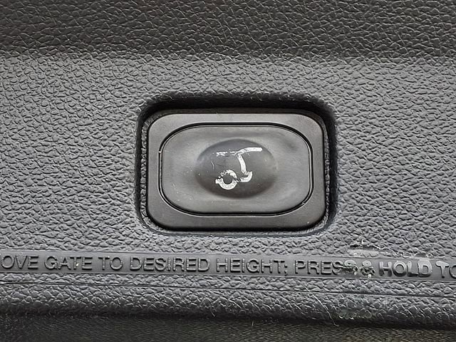 Used 2019 Ford Explorer Limited w/ Safe & Smart Package image 39