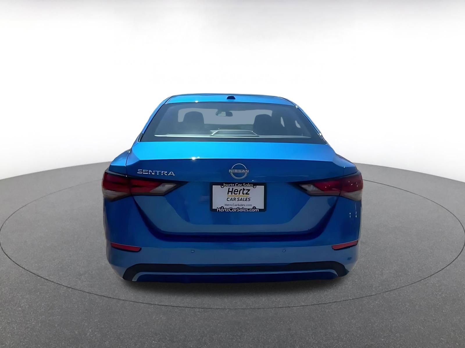 Used 2025 Nissan Sentra SV FWD image 12