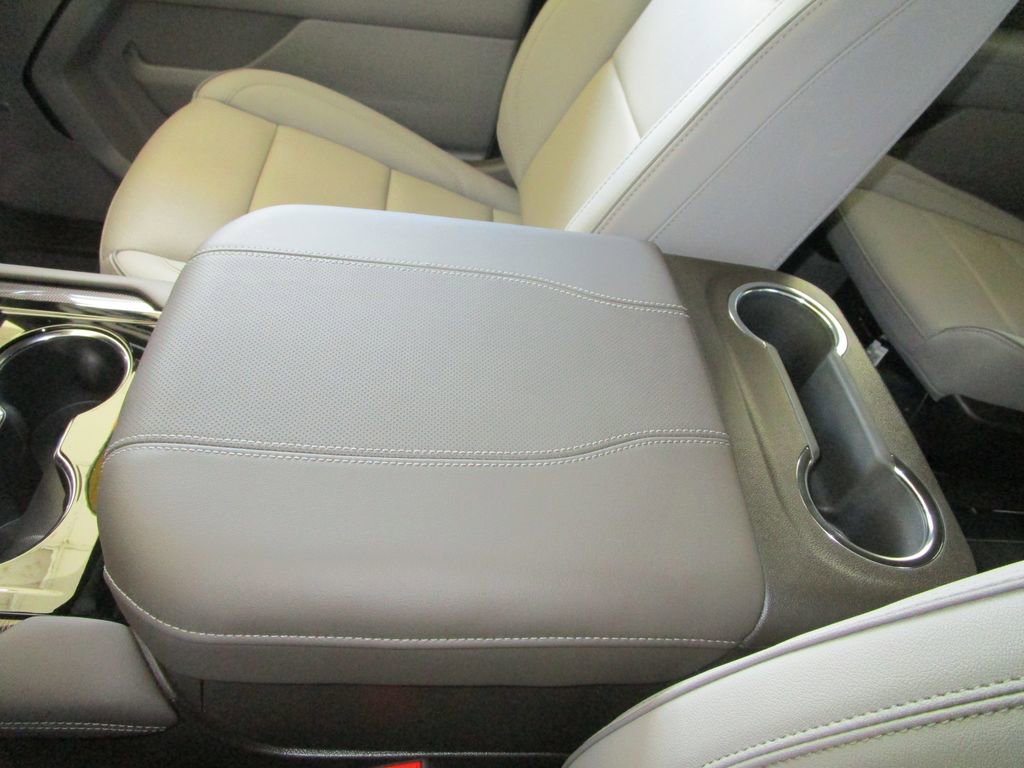 New 2026 GMC Yukon XL Elevation image 43