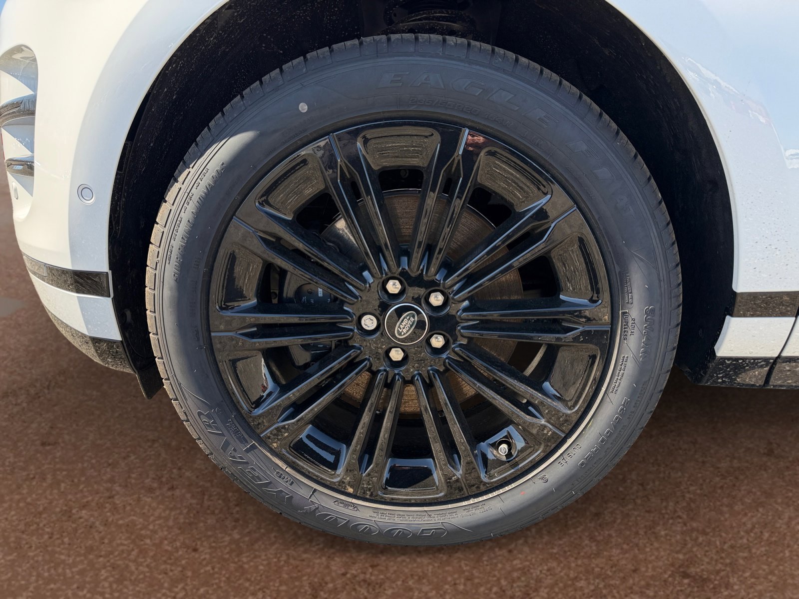 New 2026 Land Rover Range Rover Evoque Dynamic SE image 9