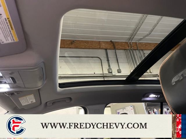 Used 2022 GMC Terrain AT4 w/ Tech Package image 28