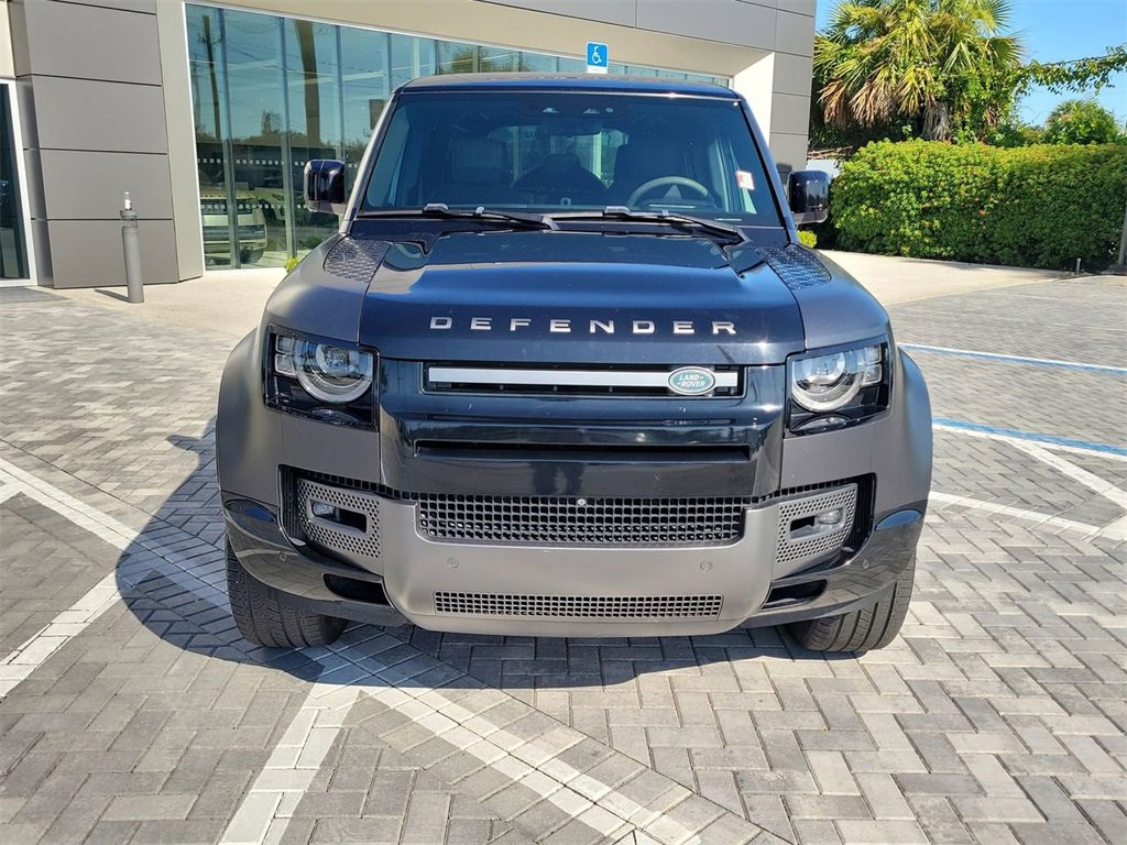 Certified 2023 Land Rover Defender 110 V8 image 8