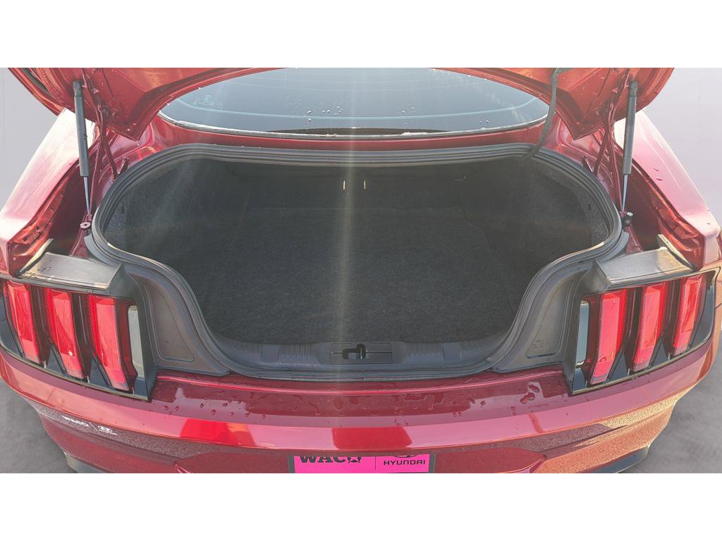 Used 2018 Ford Mustang GT Premium image 29