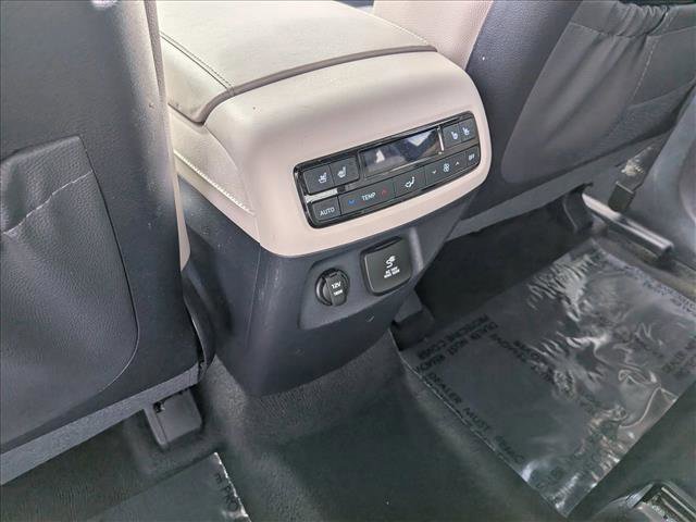 Used 2024 Hyundai Palisade Limited image 17