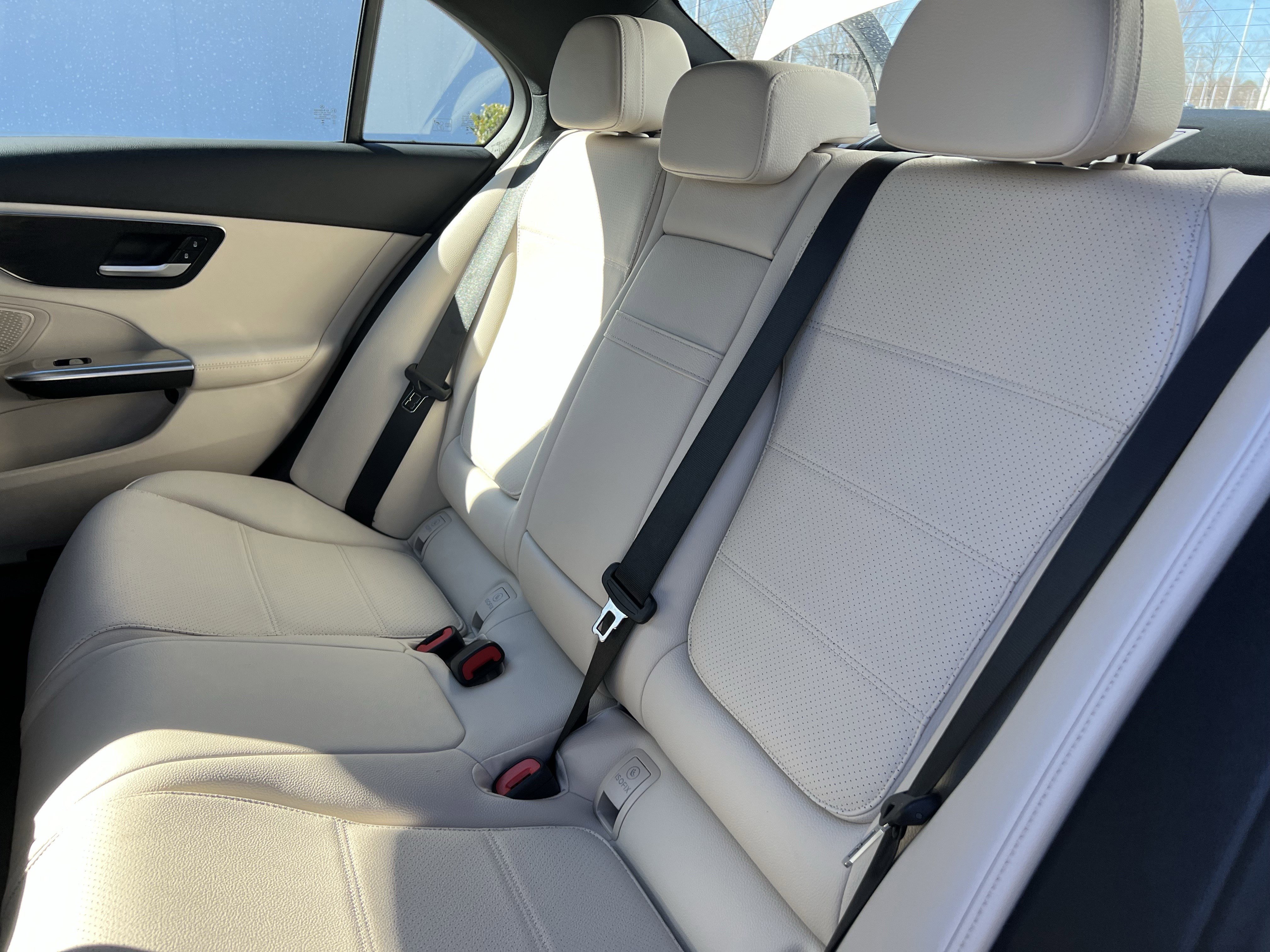 Used 2024 Mercedes-Benz C 300 4MATIC Sedan image 32