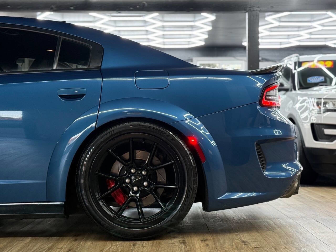 Used 2020 Dodge Charger Scat Pack image 9