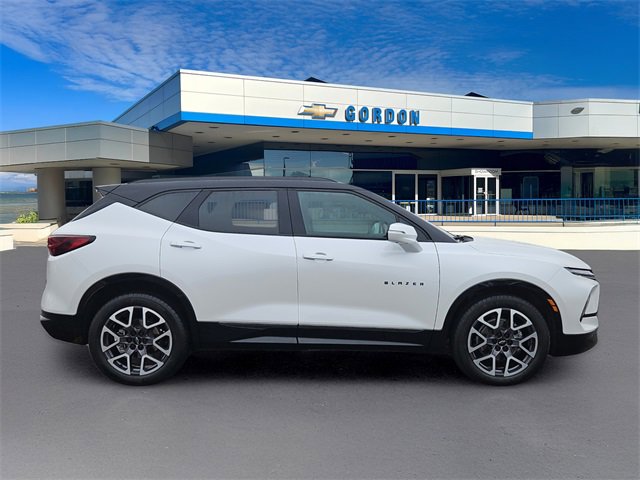 Used 2023 Chevrolet Blazer RS w/ Driver Confidence II Package image 5