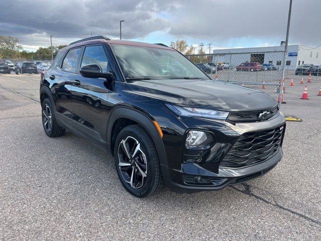 Used 2021 Chevrolet TrailBlazer RS w/ Technology Package image 3