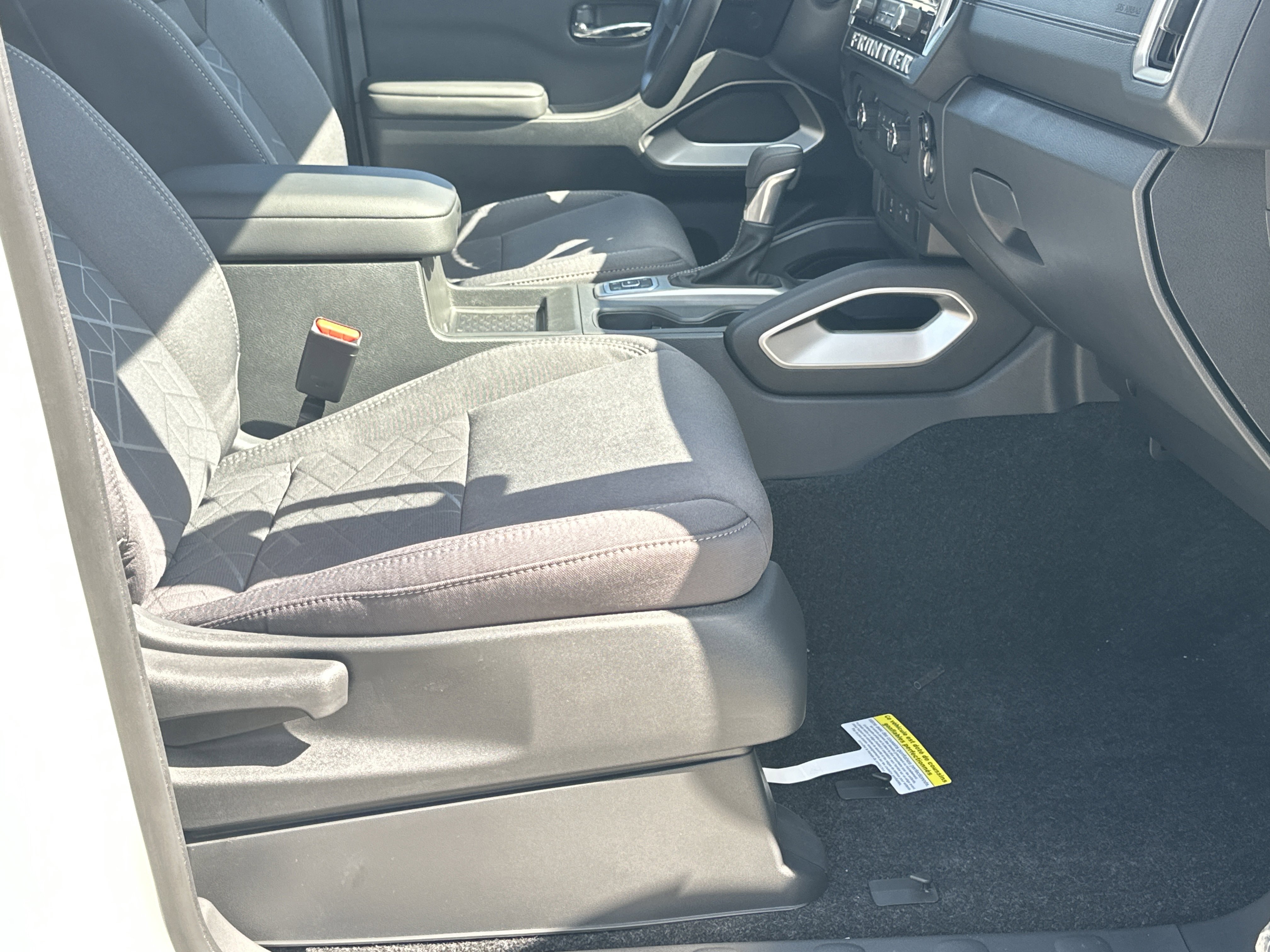 New 2026 Nissan Frontier SV w/ Tow Package image 13