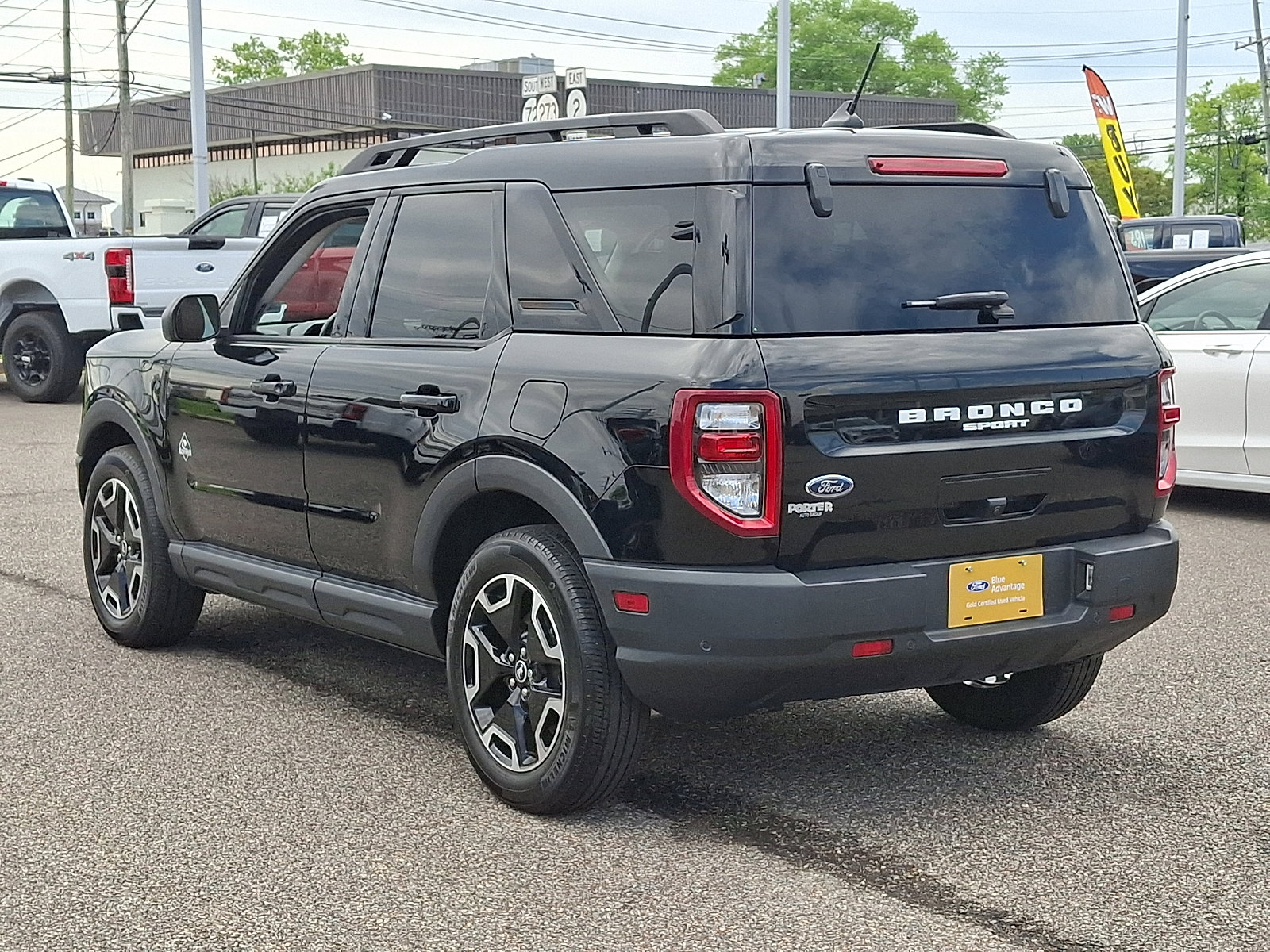 Certified 2023 Ford Bronco Sport Outer Banks w/ Tech Package AWD/4WD image 6