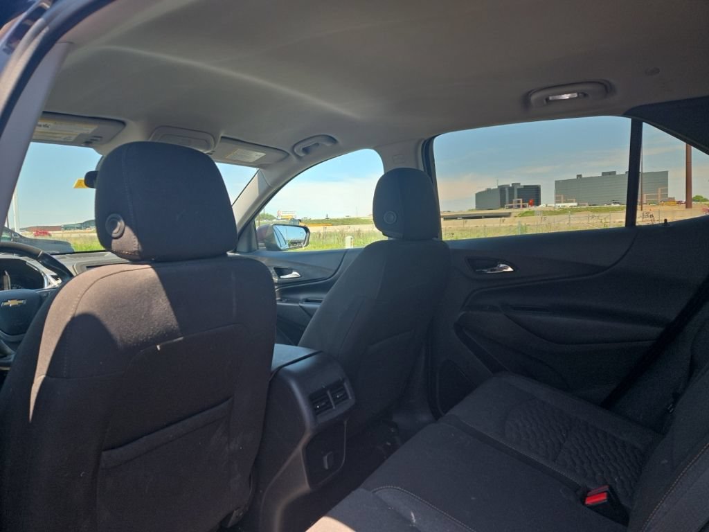Used 2018 Chevrolet Equinox LT AWD/4WD image 11