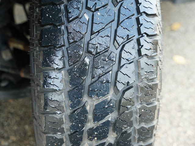 Used 2023 Ford F150 Lariat image 34