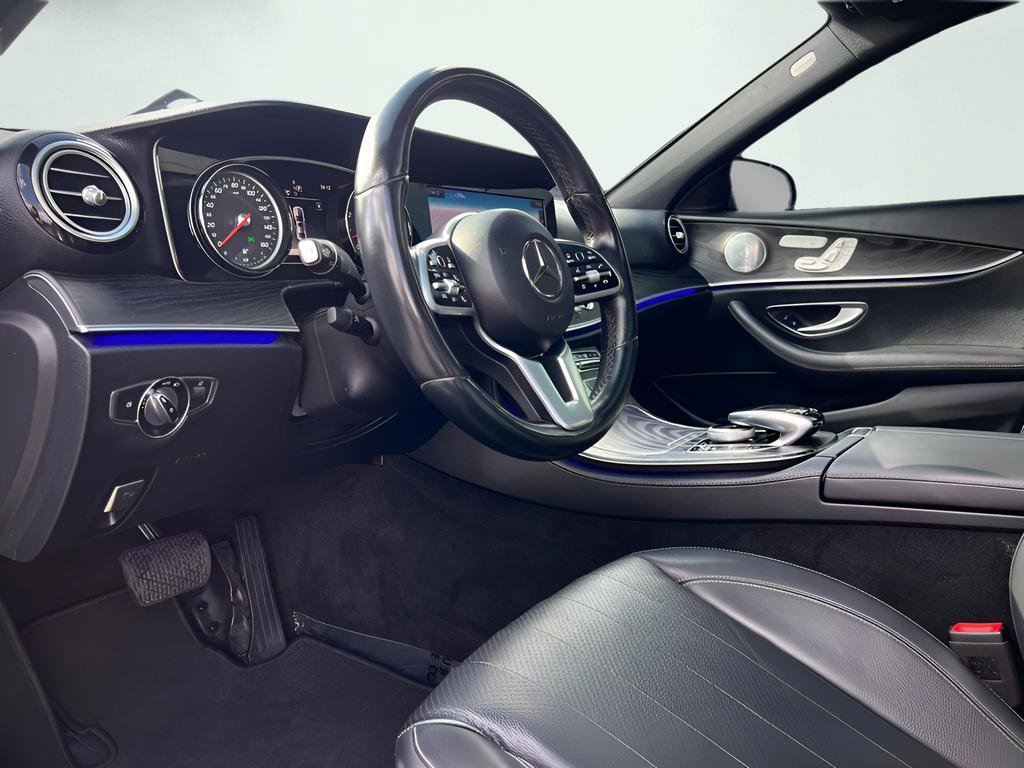 Used 2019 Mercedes-Benz E 300 image 2