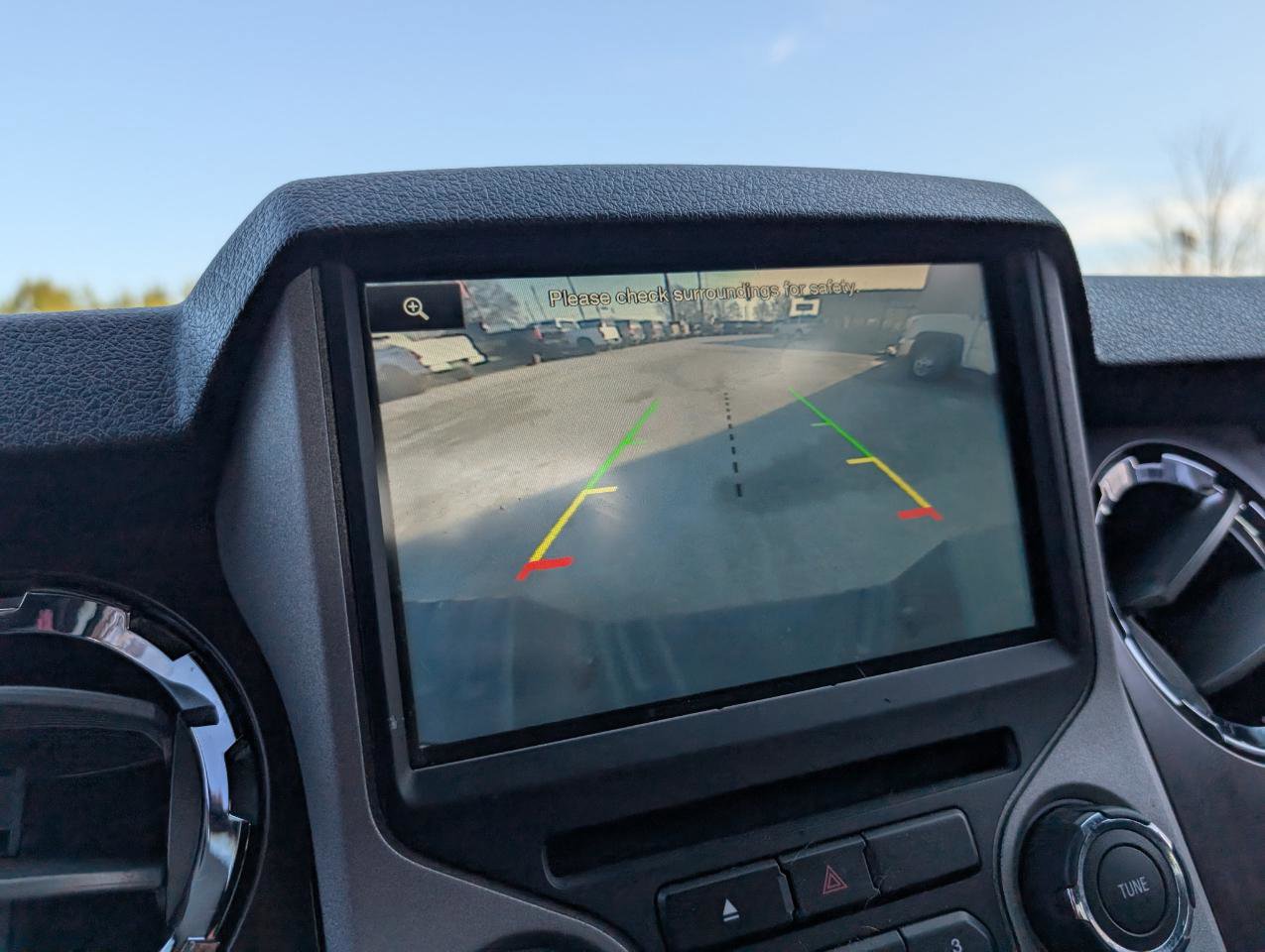 Used 2016 Ford F250 Lariat w/ Lariat Interior Package image 13