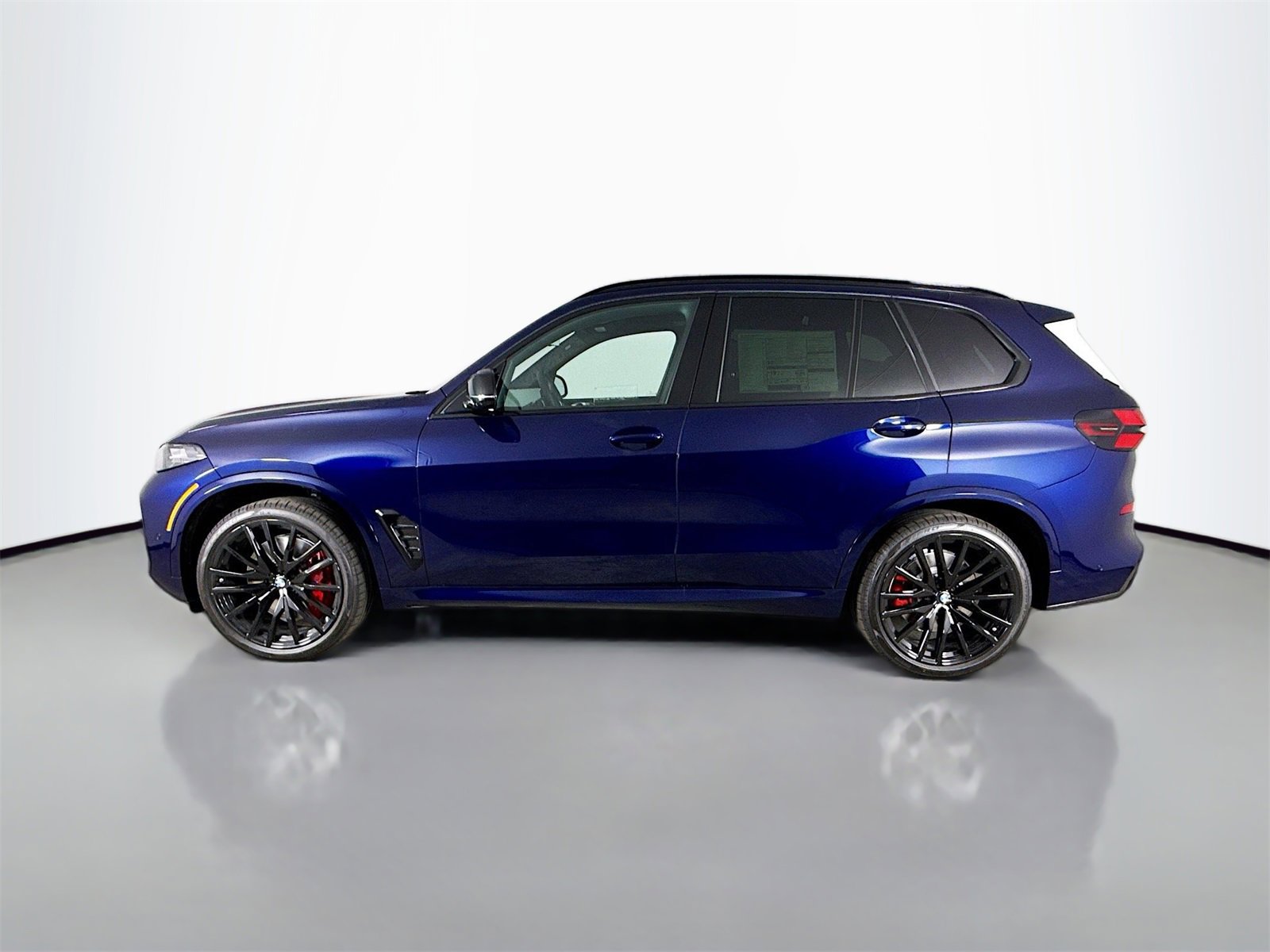 New 2026 BMW X5 M60i image 4