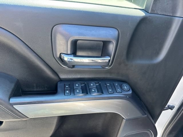 Used 2018 Chevrolet Silverado 1500 LT w/ All Star Edition AWD/4WD image 18