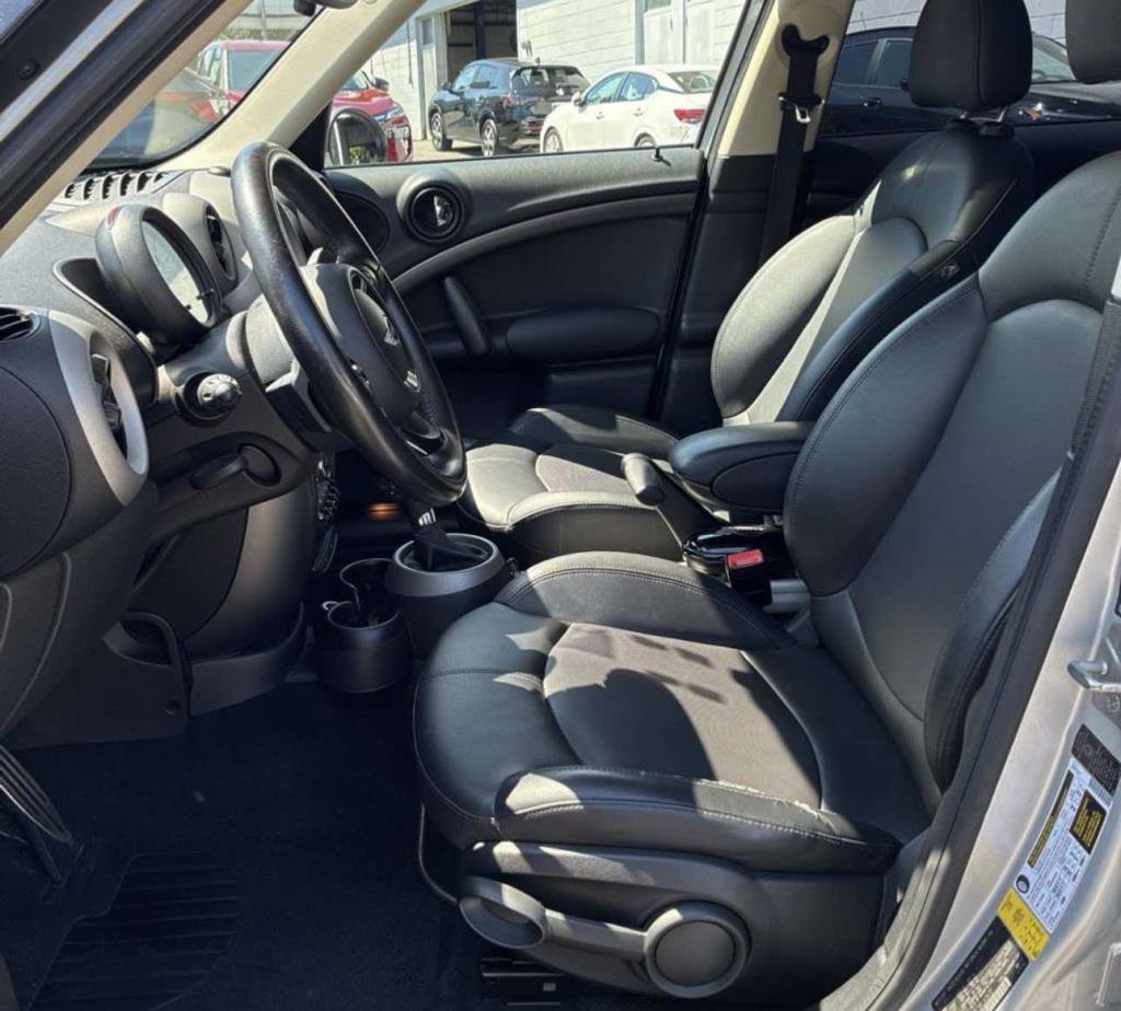 Used 2012 MINI Cooper Countryman S image 2