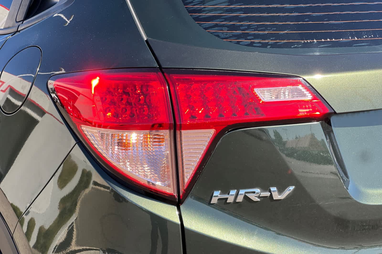 Used 2018 Honda HR-V LX image 30