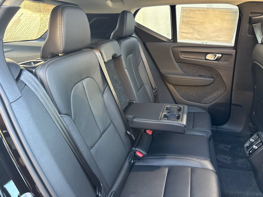 New 2026 Volvo XC40 B5 Plus AWD/4WD image 17