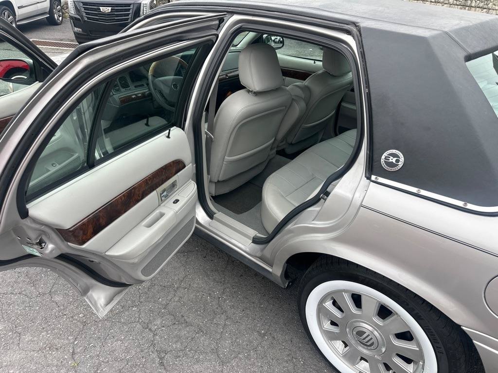Used 2005 Mercury Grand Marquis LS RWD image 24