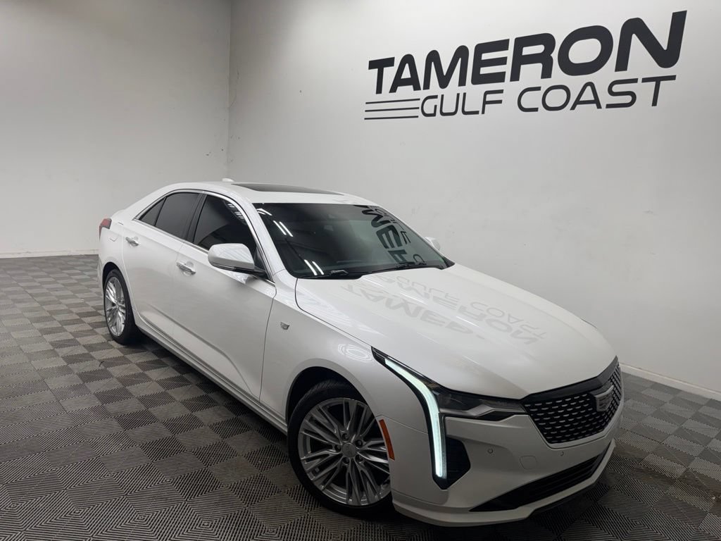 Used 2023 Cadillac CT4 Premium Luxury RWD image 1