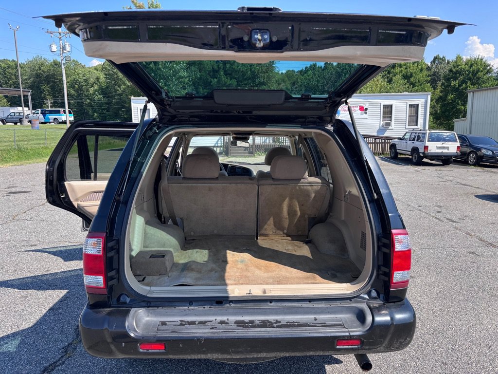 Used 2002 Nissan Pathfinder SE RWD image 20