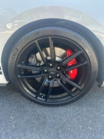 Used 2020 Ford Mustang Shelby GT500 w/ Technology Package image 11