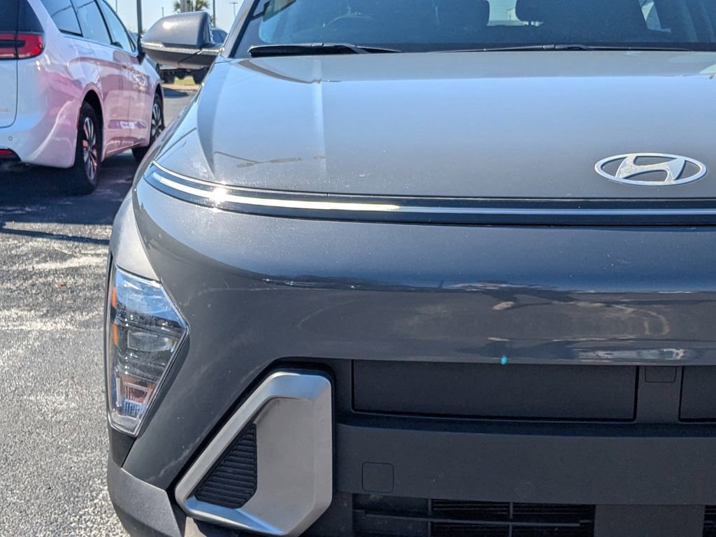 Used 2025 Hyundai Kona SEL image 10