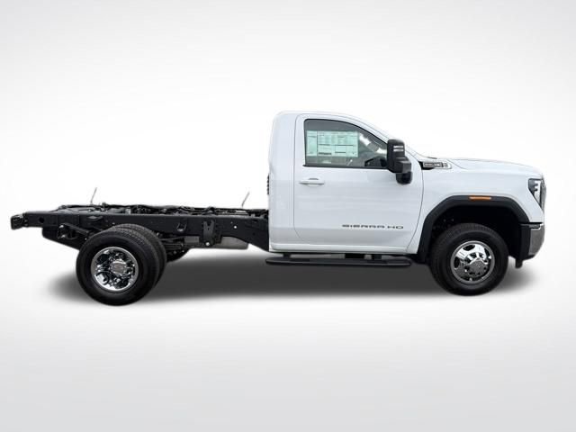 New 2026 GMC Sierra 3500 SLE w/ SLE Convenience Package image 6