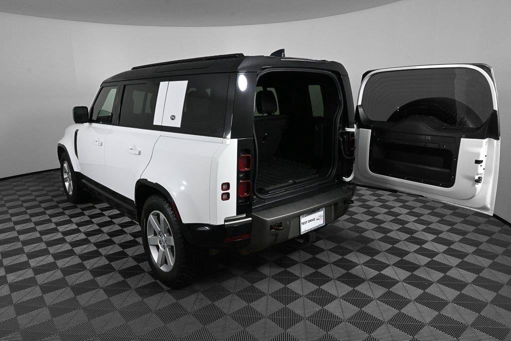 Used 2023 Land Rover Defender 110 X-Dynamic SE AWD/4WD image 29