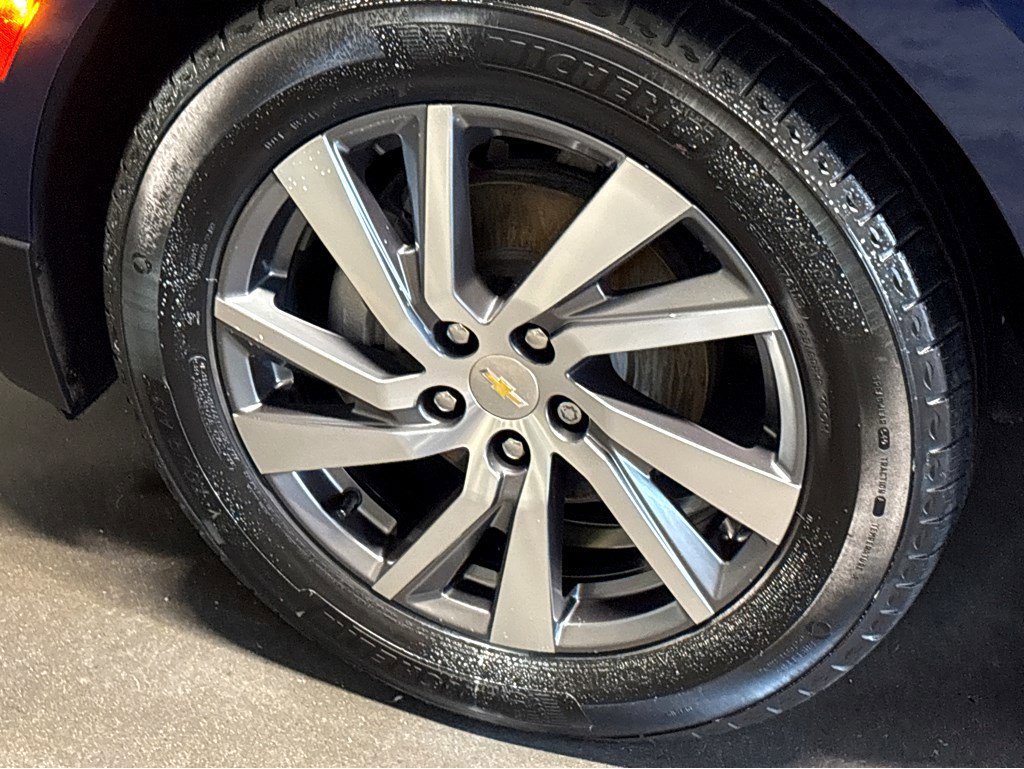 Used 2022 Chevrolet Equinox Premier image 18