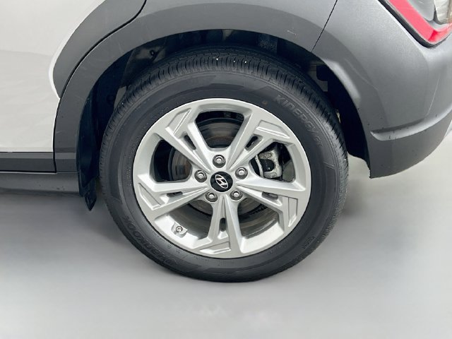 Used 2023 Hyundai Kona SEL AWD/4WD image 33