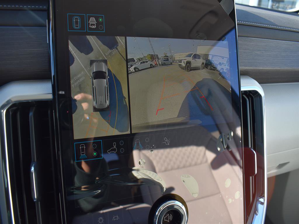 New 2026 GMC Acadia Denali w/ Super Cruise Package image 22