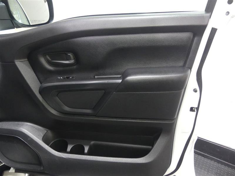 Used 2022 Nissan Titan S w/ S Utility Package image 16