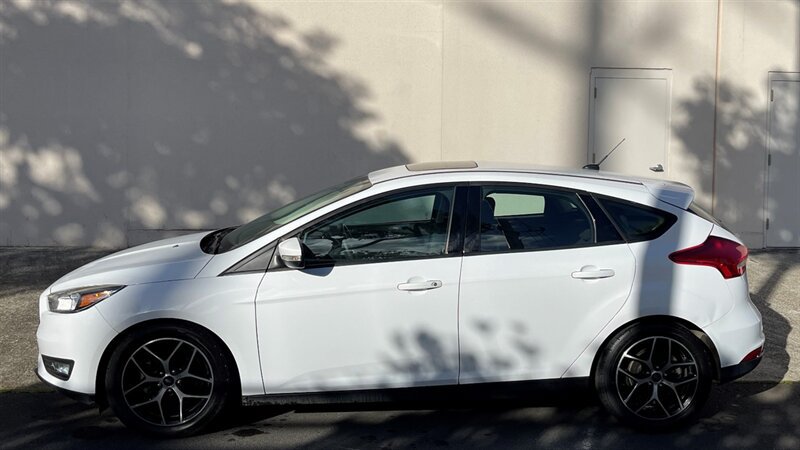 Used 2018 Ford Focus SEL FWD image 2