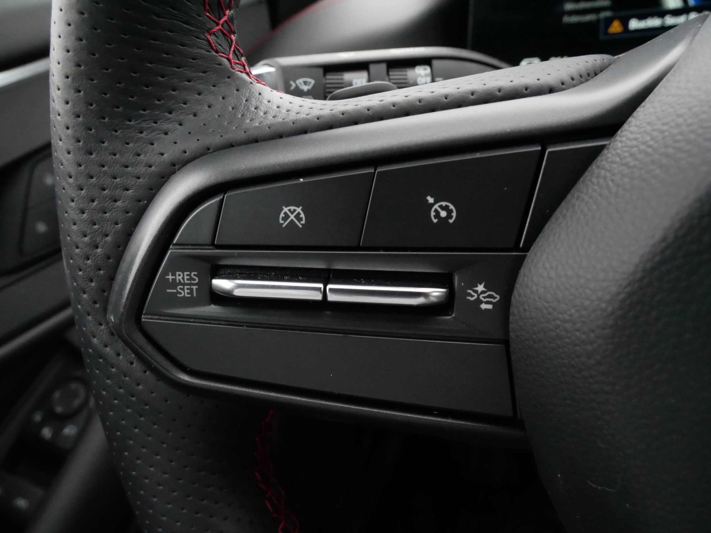 Used 2024 Acura ZDX A-Spec image 26