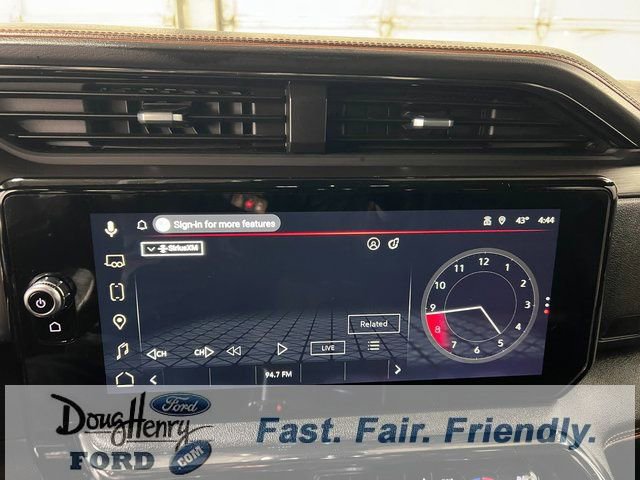 Used 2023 GMC Sierra 1500 AT4 w/ Technology Package AWD/4WD image 42