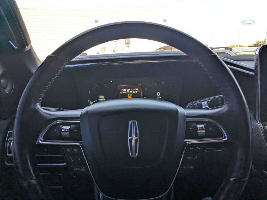 Used 2020 Lincoln Navigator Reserve w/ Equipment Group 208A Reserve AWD/4WD image 21