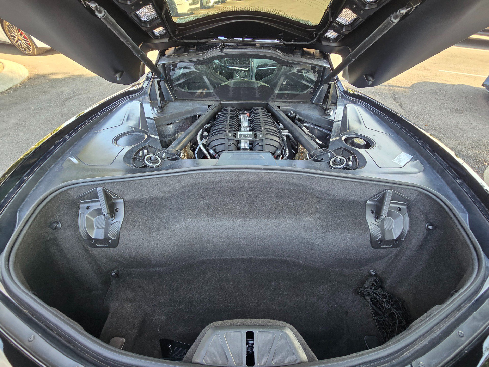 Used 2025 Chevrolet Corvette Z06 RWD image 28