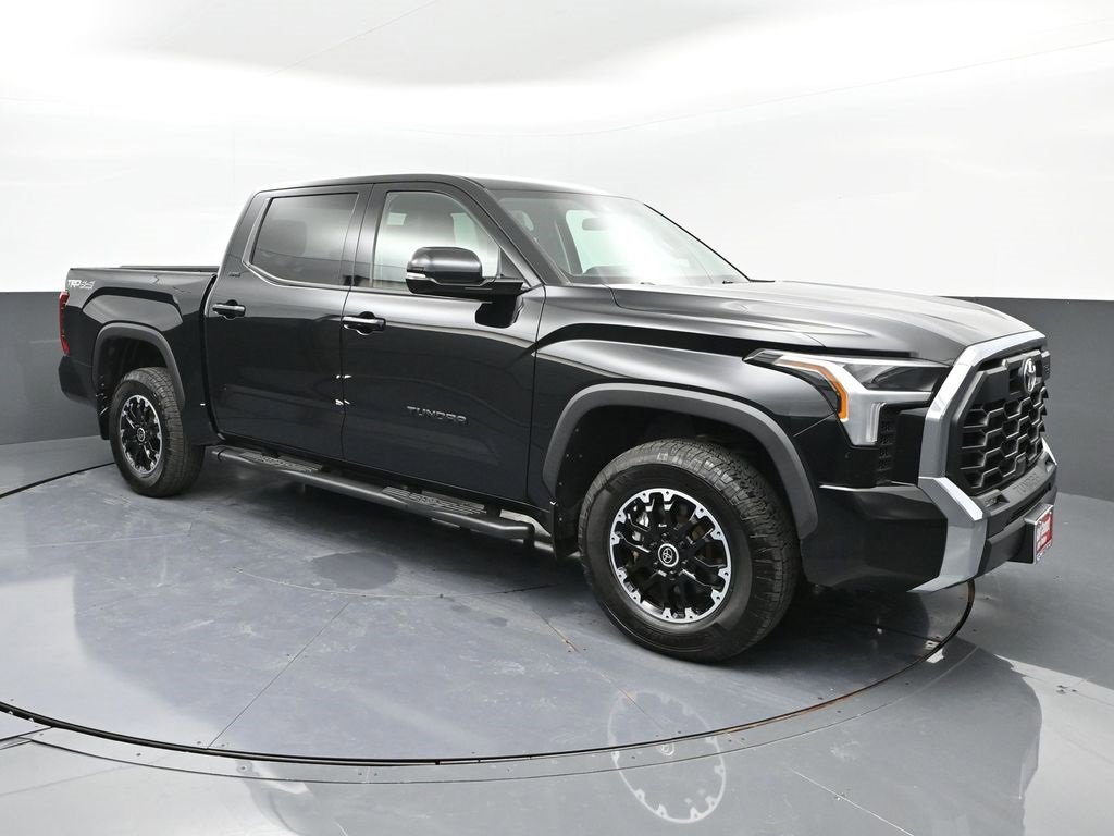 Used 2022 Toyota Tundra SR5 image 2